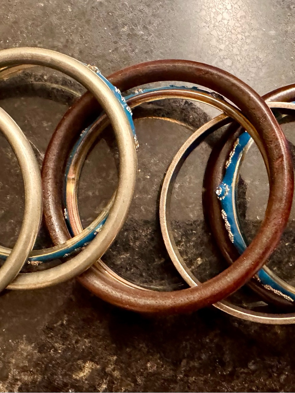 Bracelets & Bangles - Picture 6 of 6